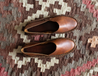 Sample Sale: Women's Heritage Solid Flat in Walnut